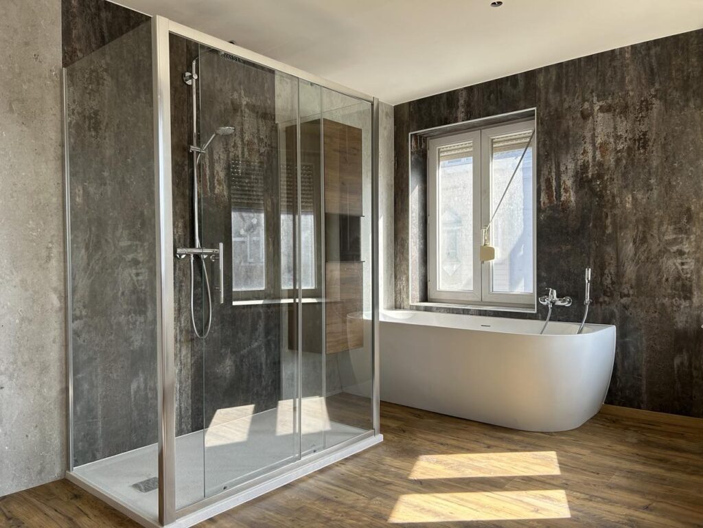 Création complète d’une salle de bain de A à Z dans une ancienne chambre | Mouscron
